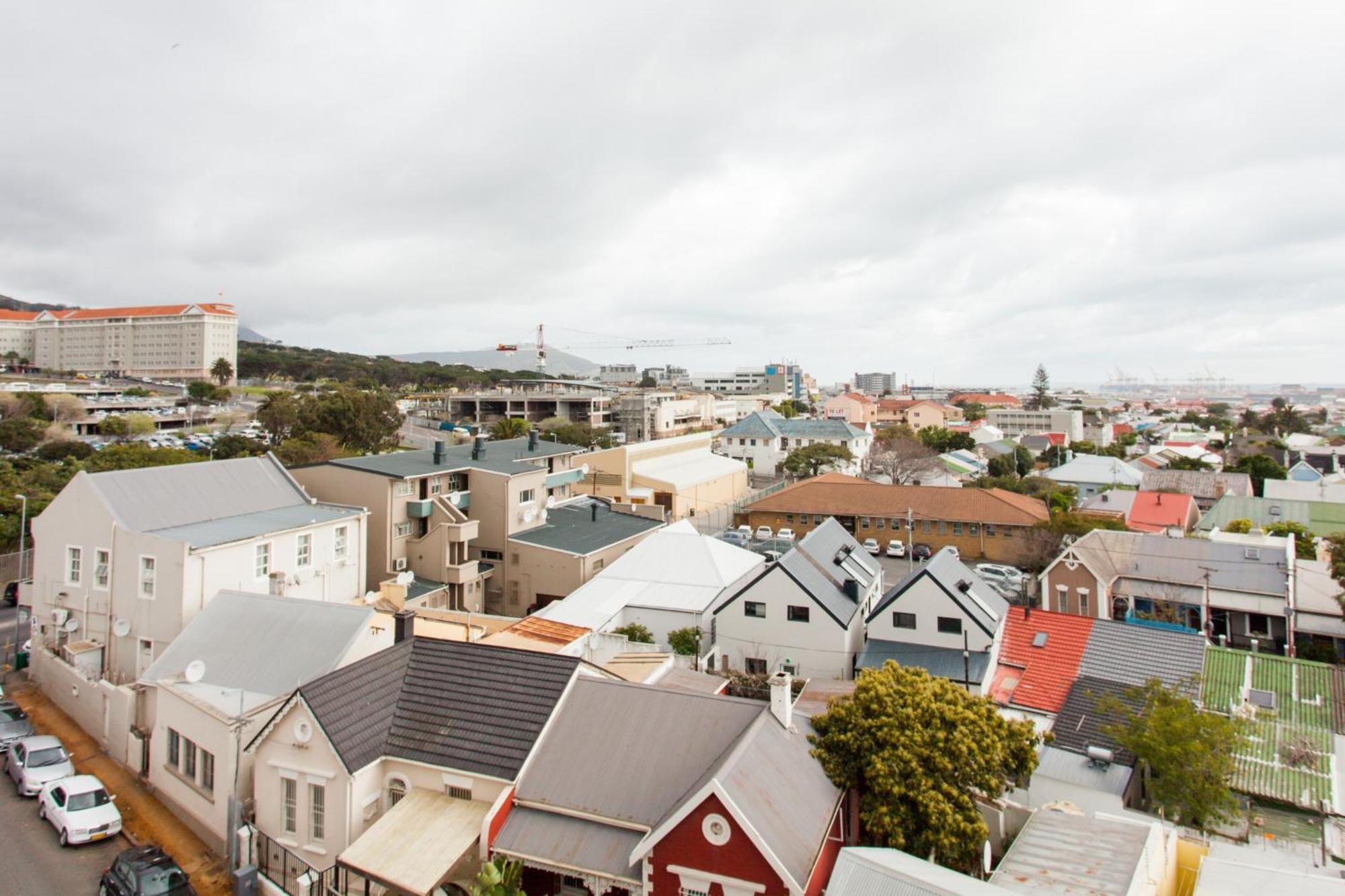 Madison Views Of Table Bay Apartment Cape Town Exterior photo